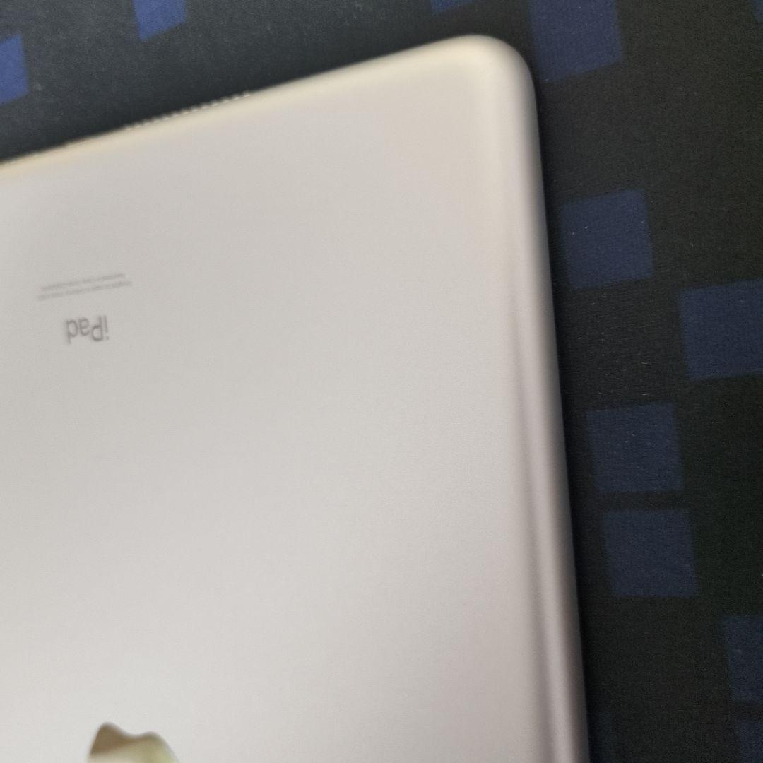 iPad 第9世代256GB　シルバー　Wi-Fiモデル