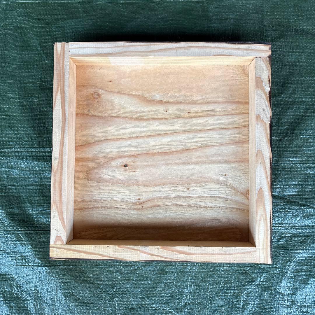 ミツバチ巣箱　25-B−157