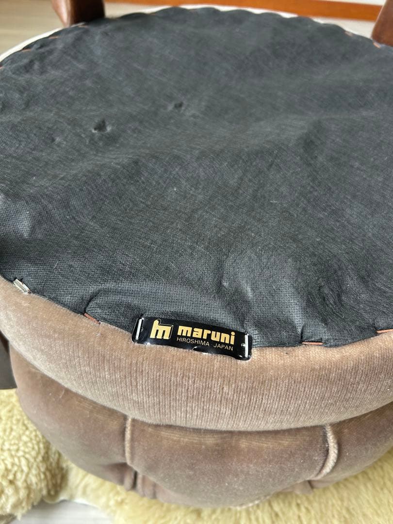 maruni マルニ　オットマン　スツール　猫脚ベルサイユシリーズ　ソファ　腰掛