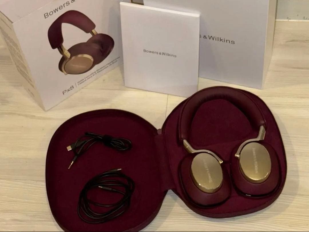 Bowers & Wilkins Px8 バーガンディ・ワイヤレスヘッドホン
