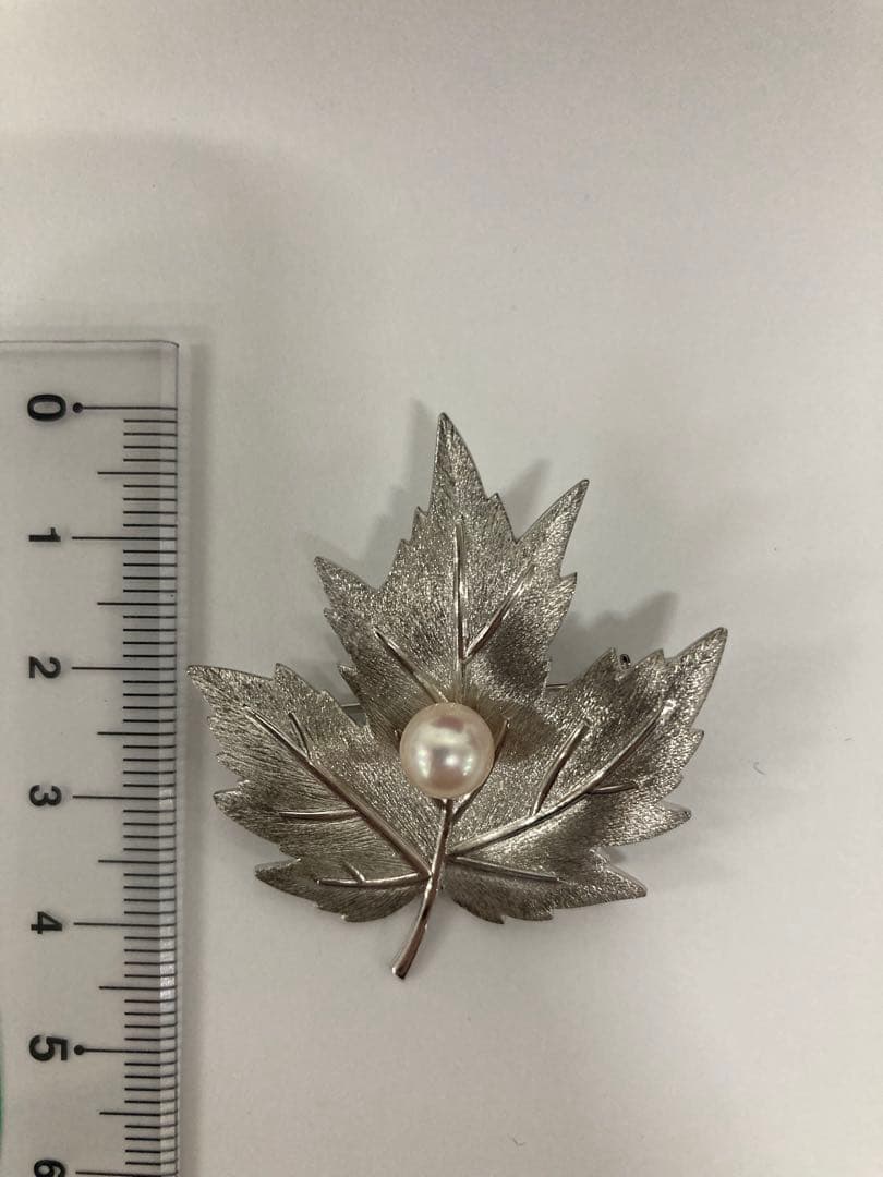 ミキモト リーフ ブローチ 真珠 カエデ
