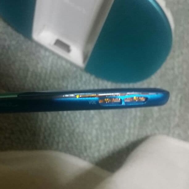 ウォークマン2台、購入時付属スピーカー付き！