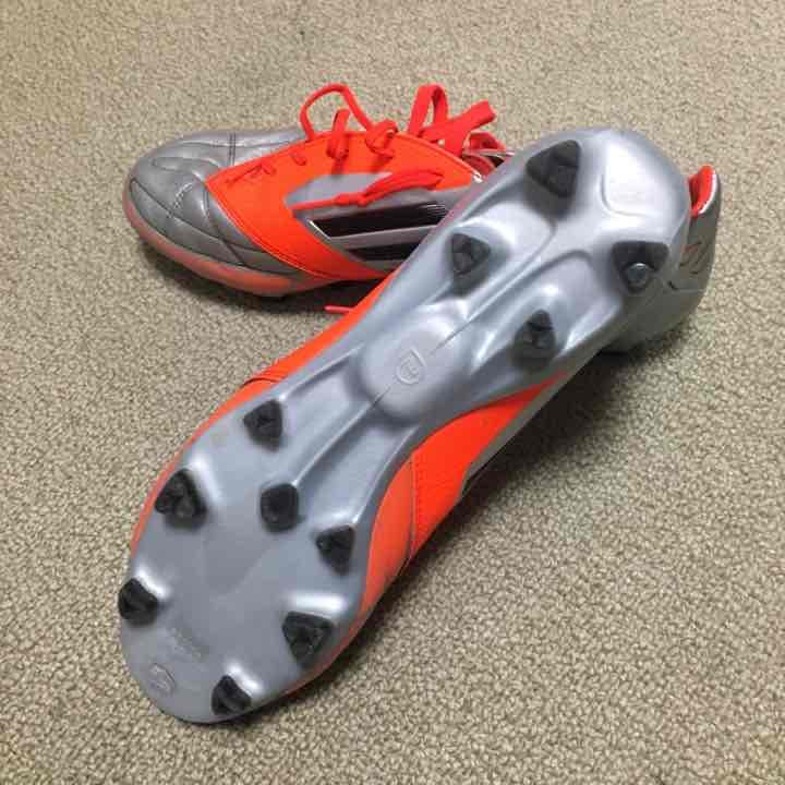 サッカーボール adidas F50 FG