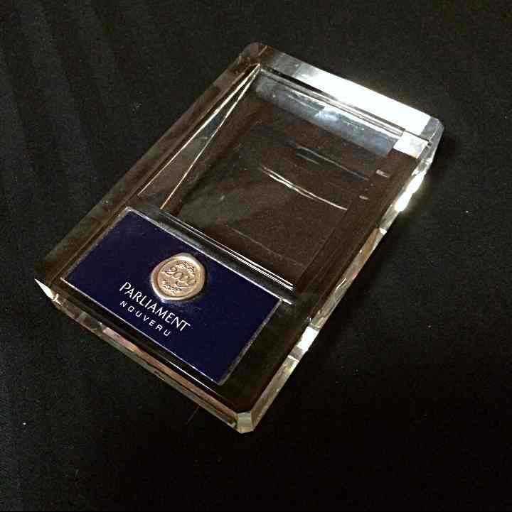 新品 期間•数量限定 パーラメントの灰皿